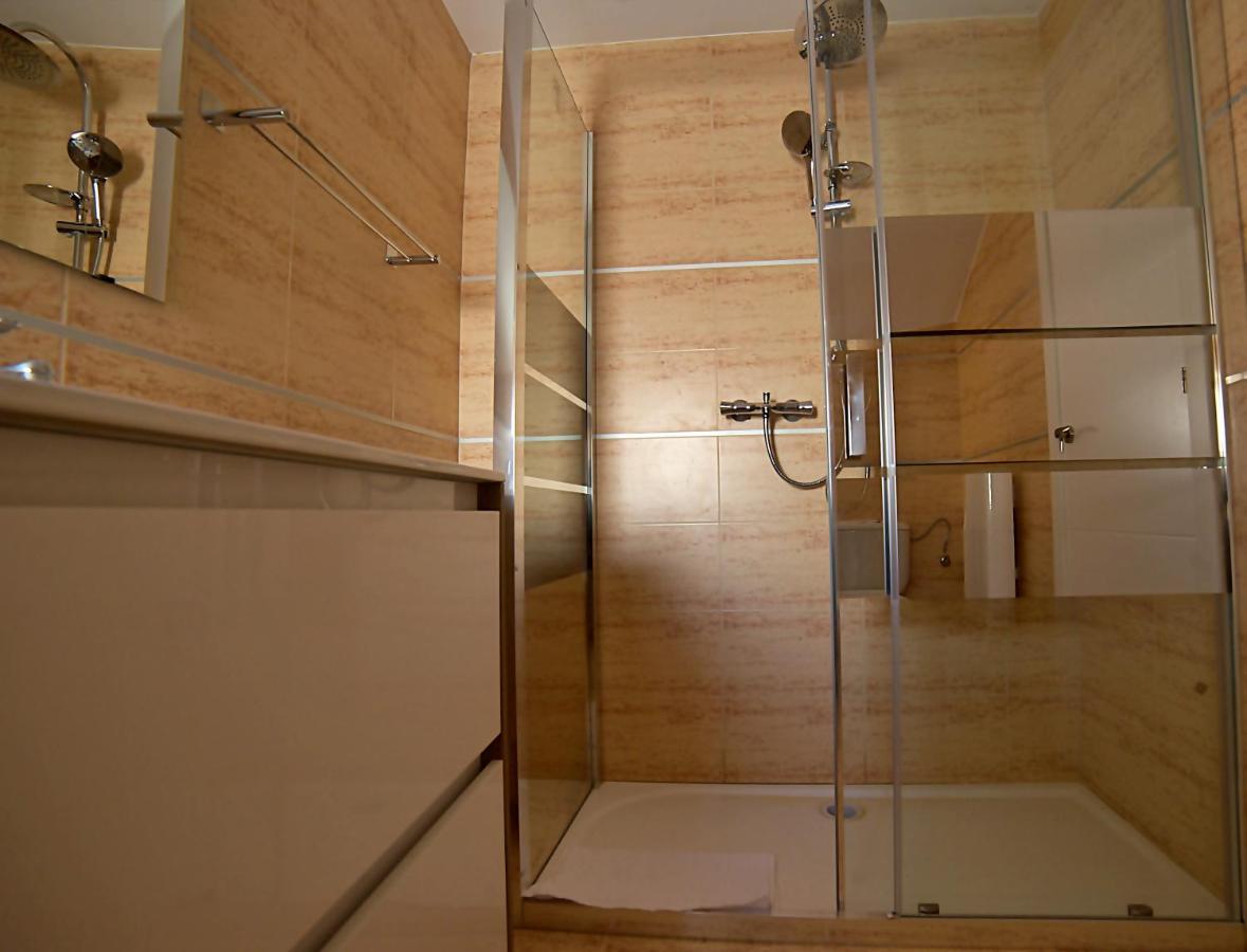Daire Barrio Humedo Catedral 2 *